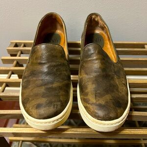 Sofft Camouflage Brown Slip-On Loafers